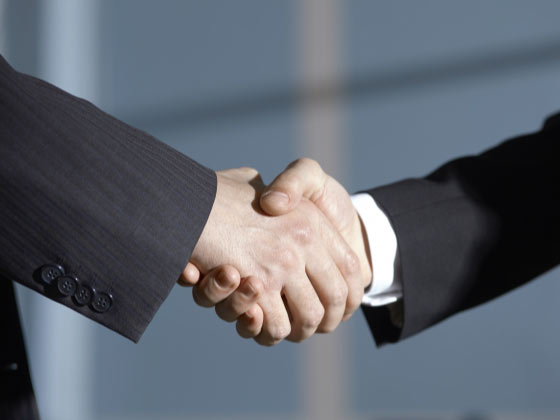 個人薬局が共同する「モデル薬局」をのサムネイル画像